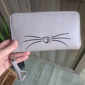 Betsey Johnson Wallet Wristlet Cat  Zip Around Gray Multi Purse Jewel Nose AS IS